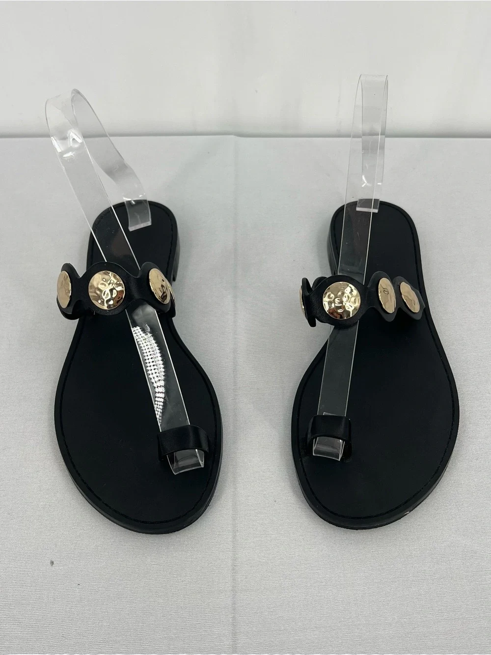 Black Gold accent Leather Toe Ring Sandals 6 old money resort euro summer - Picture 4 of 16